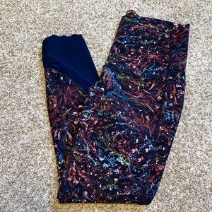 Lululemon size 4 wunder under scallop legging 23 in